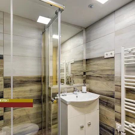 Apartamento Little Americas Parliament Apts *