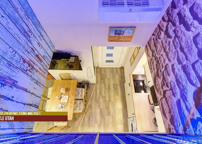 Little Americas Parliament Apartament