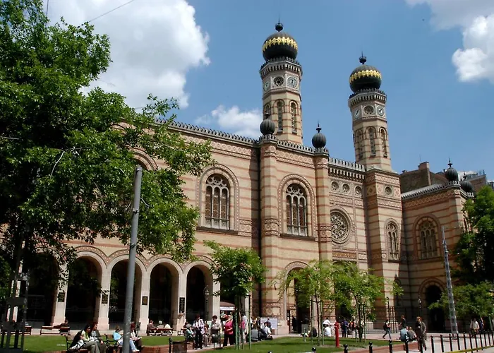 Little Americas Parliament Budapesta